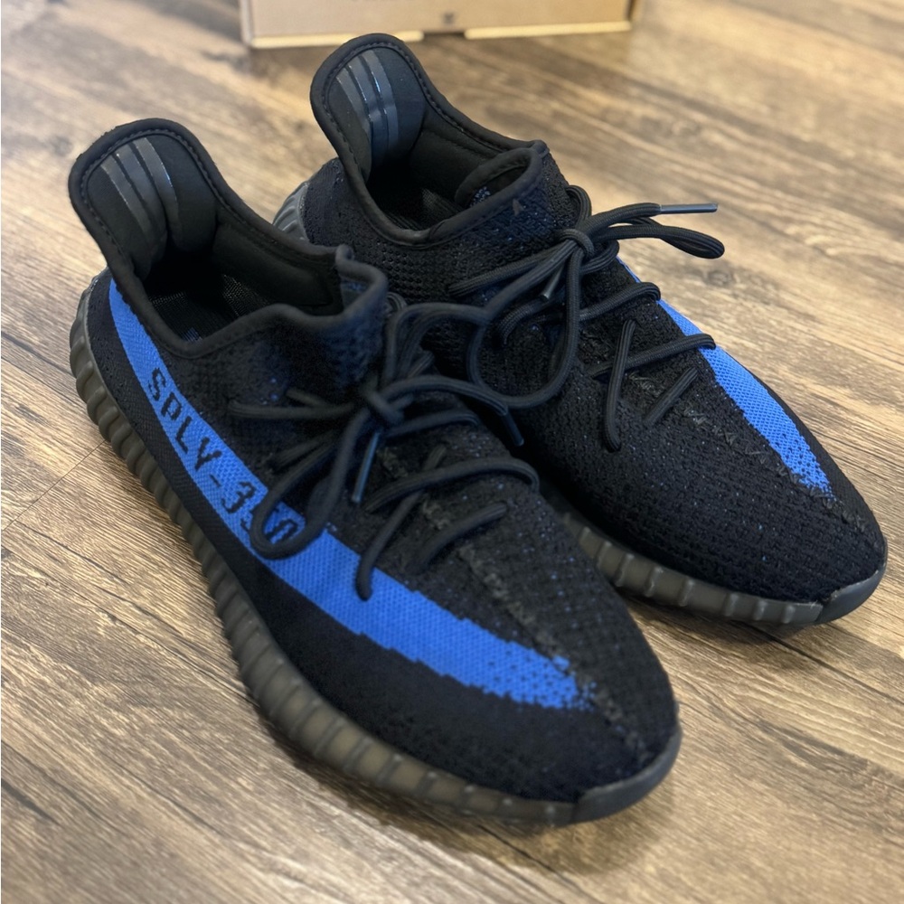 Yeezy Boost 350 V2 Black Blue sz11